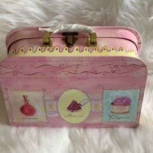 NWOT Decorative Box’s, larger size 7 1/2 x 10 1/2” x3” D